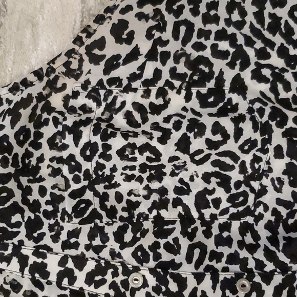 Blouse - Picture 2 of 5